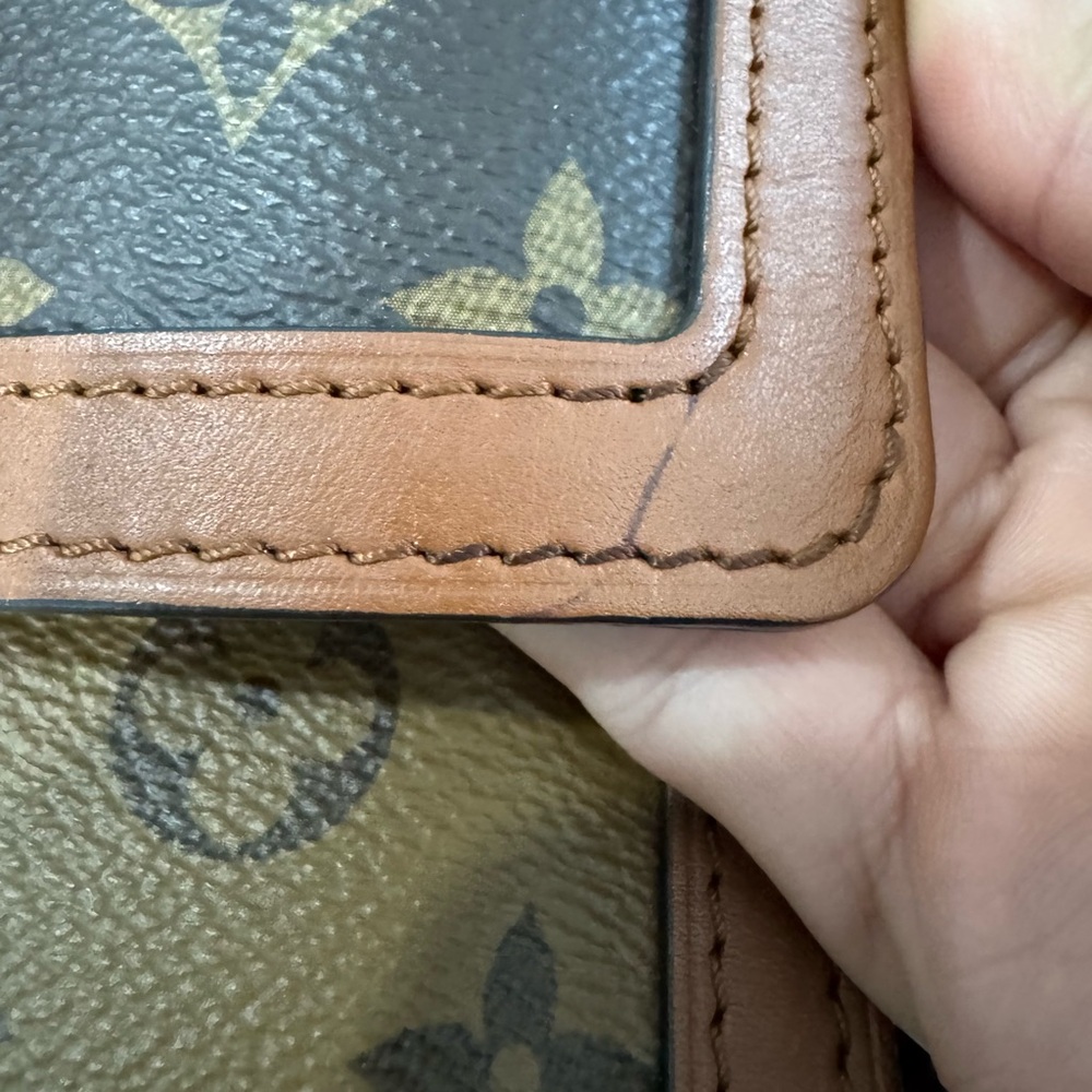 Louis Vuitton Tan and Brown Monogram Crossbody Bag - Picture 10 of 10